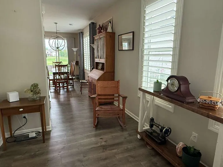 9214 Kaiser Cir NE — Photo 11