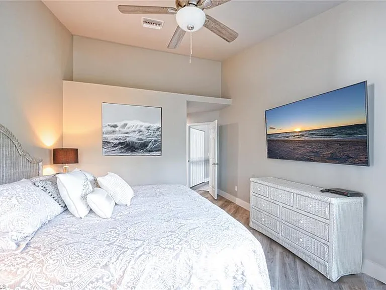 27113 Oakwood Lake Dr — Photo 18