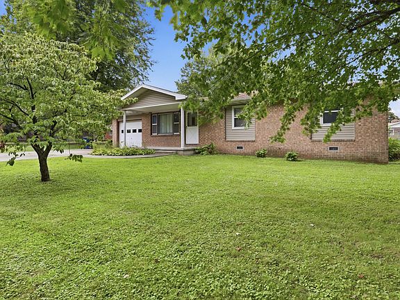 2nd image of 414 W Cooper Street