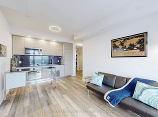 75 Canterbury Pl #10, Toronto, ON M2N0L2