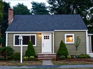 37 Gale St, Waltham, MA 02453