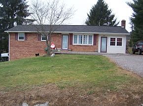 1st image of 155 Chestnut Dr