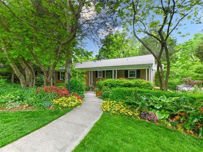1109 Surry Dr, Greensboro, NC, 27408
