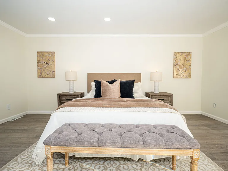 400 Tiburon Ln — Photo 23