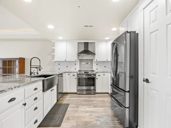 300 Columbia Point Dr Unit D101, Richland, WA 99352
