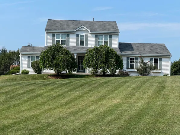 W6188 Linda Ln, Plymouth, WI 53073