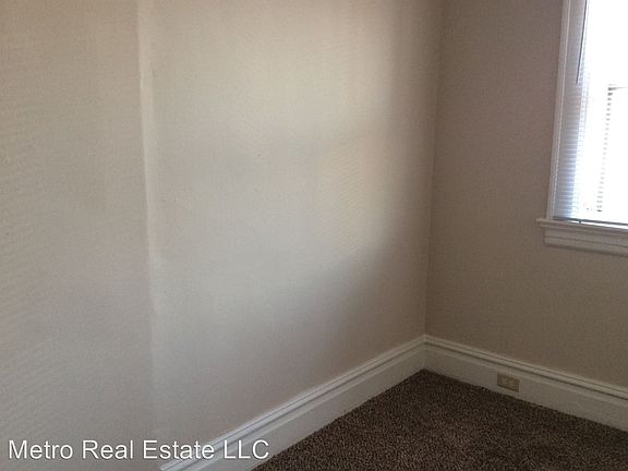 3rd image of 617 W Washington Blvd APT 1