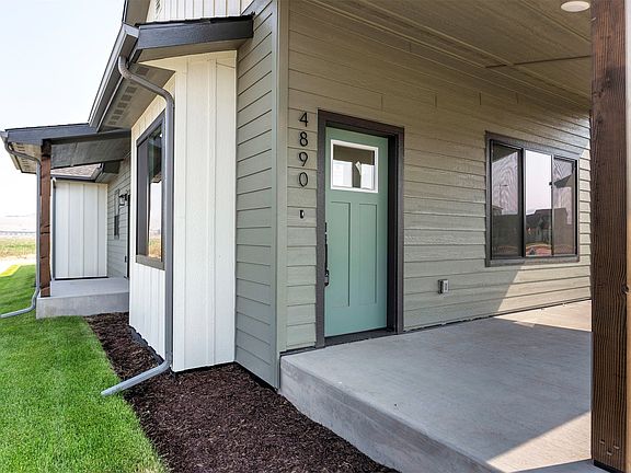 3rd image of 4820 England Blvd