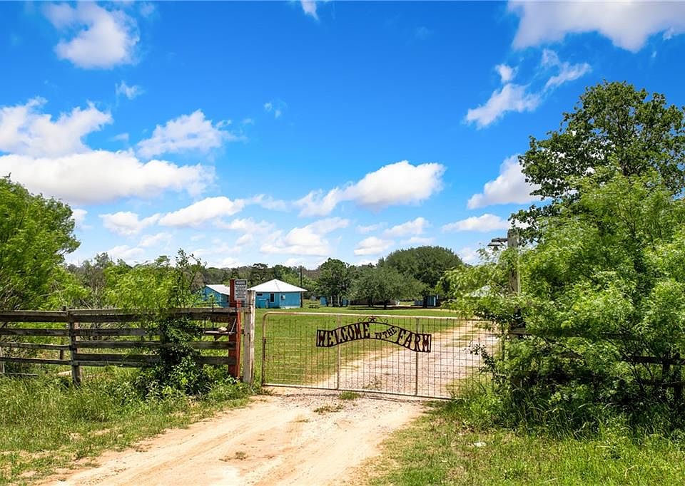 1st image of 157 Bahia Ln