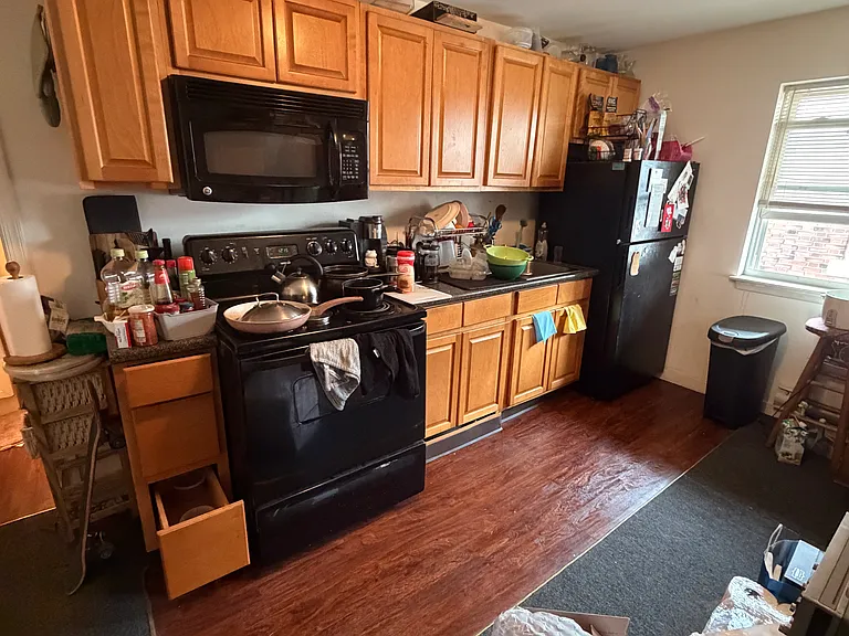 4500 Walnut St #302 — Photo 5