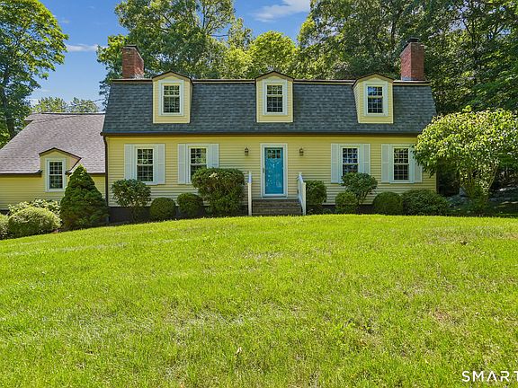 3rd image of 89 Summer Hill Road