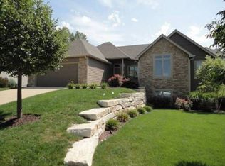 820 Wheaton Dr, Lawrence, KS 66049