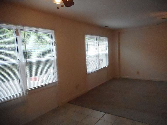 5th image of 150-161 W Maynard Ave #1C