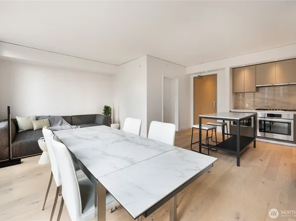 2510 6th Avenue #403, Seattle, WA 98121