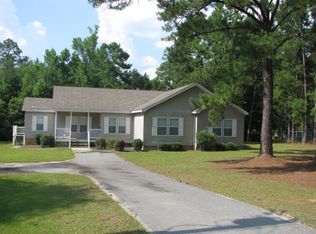 4098 McCall Ln, Marianna, FL 32448