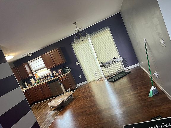 4th image of 804 Kylers Way
