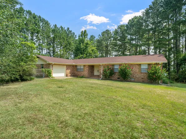 318 Higgins Rd, Sumrall, MS 39482
