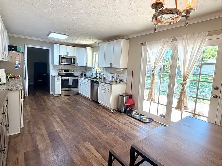 5313 N Sumac Cir — Photo 3