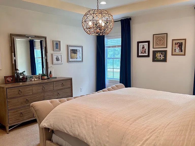 8 Lakepointe Way — Photo 13