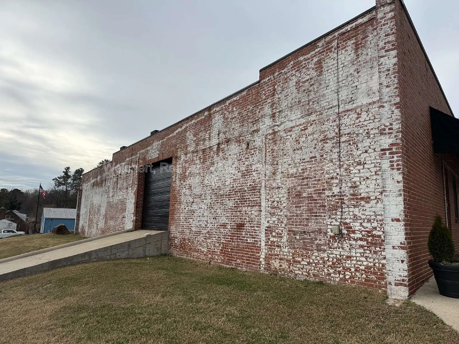 1 bed, 1.0 bath, 2525 sqft, $2,500 — Photo 3