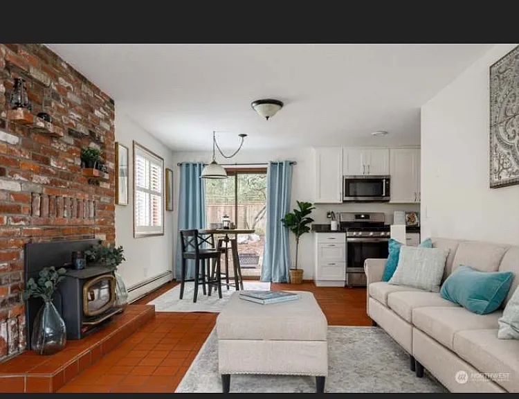 761 SW Castilian Dr — Photo 6