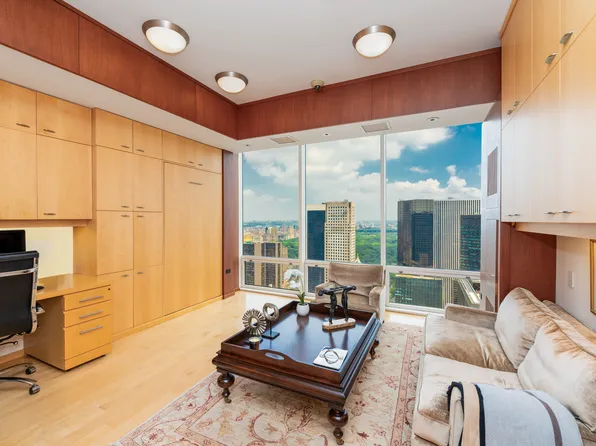 641 5th Avenue image 13 of 57