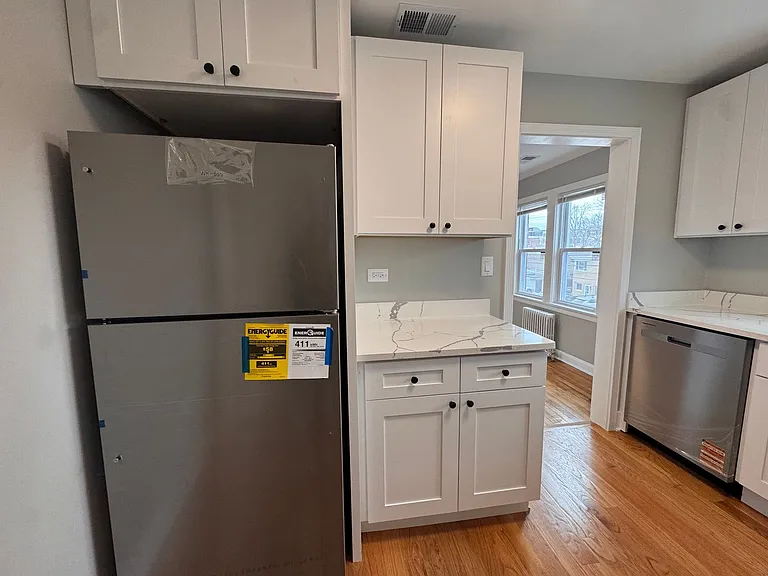 371 Central Ave #2W — Photo 13