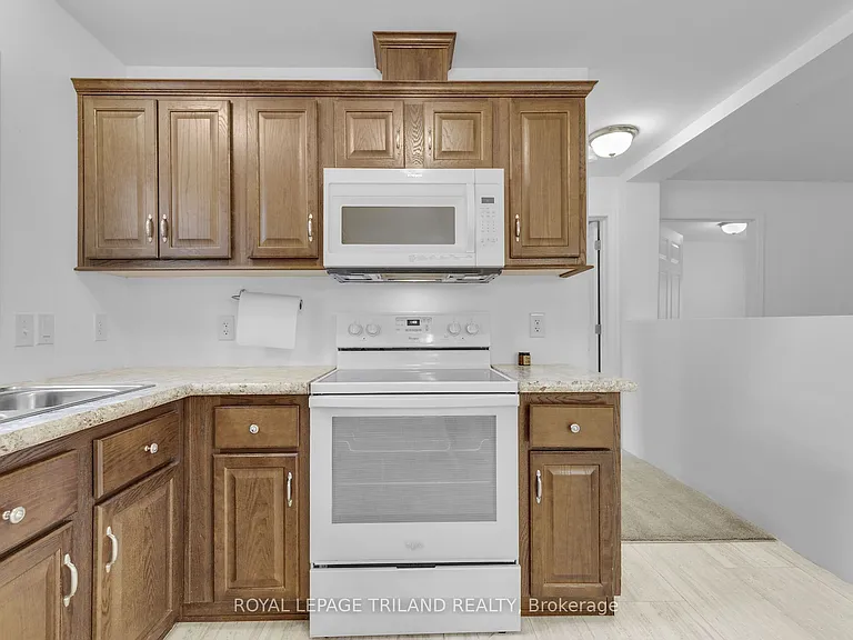 330 Matilda St — Photo 7