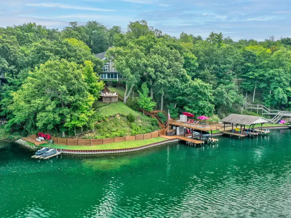 1121 Windy Hill Ct, Varna, IL 61375