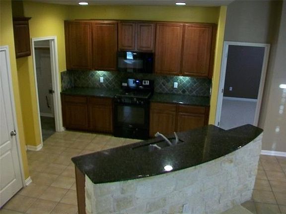 5th image of 451 Buckingham Dr