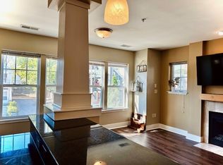 1808 N Warren Ave UNIT 201, Milwaukee, WI