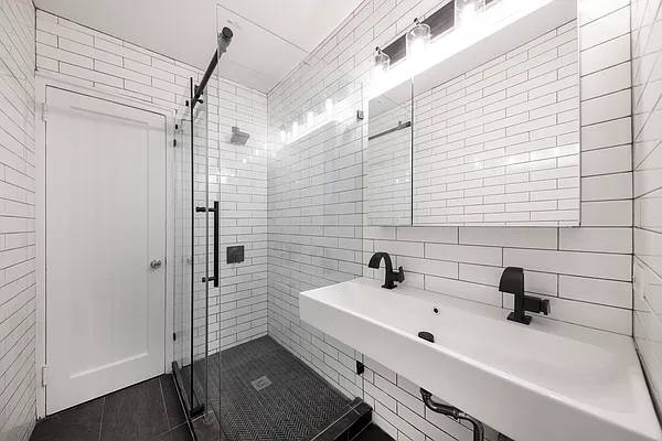 Rented by Oxford Property Group | media 15