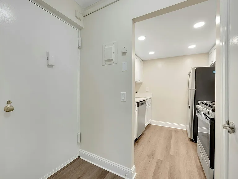 Elide House (2 Park) — Photo 52
