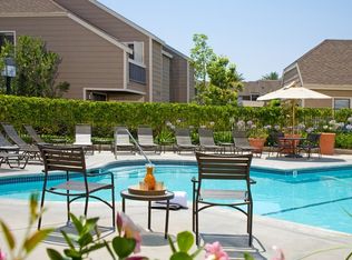 86 Deerfield Ave, Irvine, CA 92606