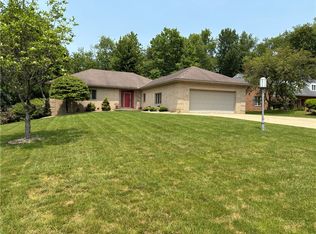 129 Lakeshore Dr, Butler, PA 16001