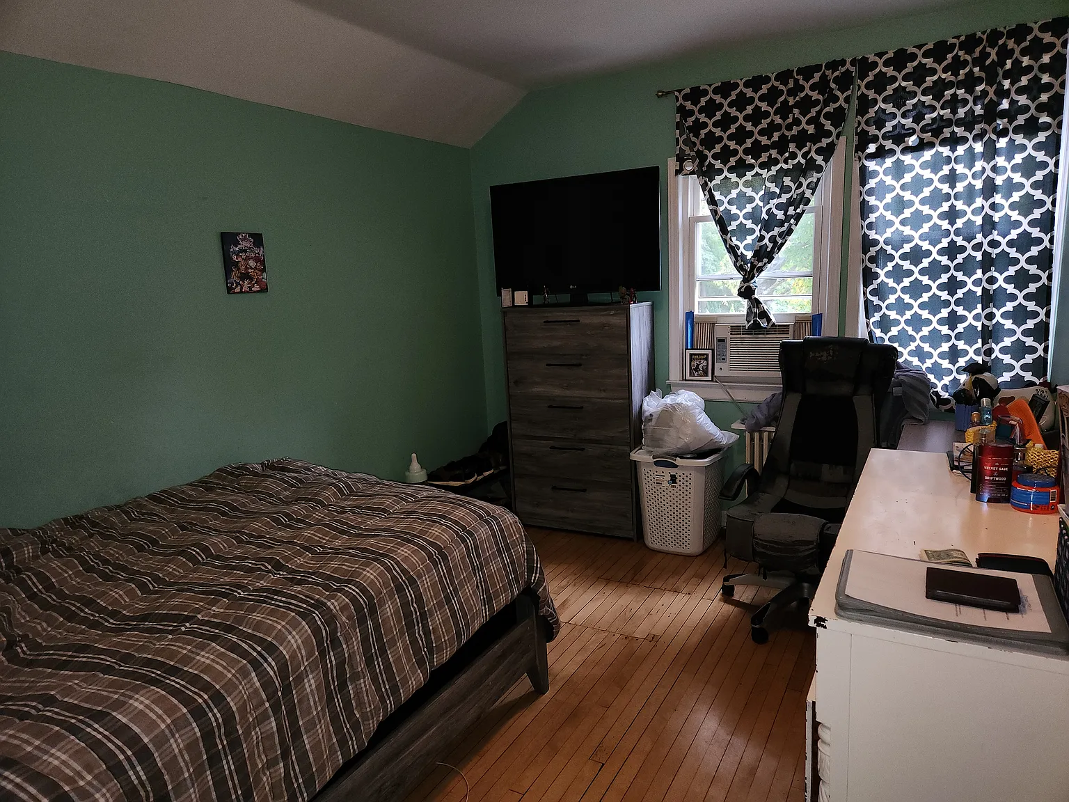2 bed, 750 sqft, $2,000 — Photo 4