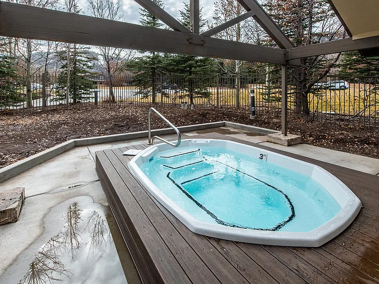2260 Park Ave #10 — Photo 6