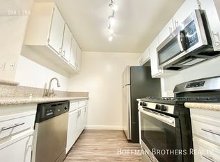 1725 Grismer Ave #305A, Burbank, CA 91504