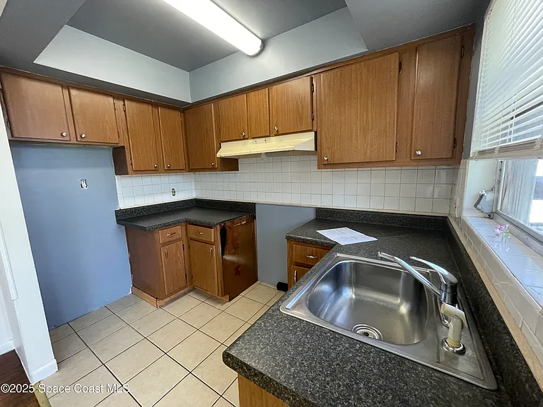 1780 Tee Dee Ln #A — Photo 6