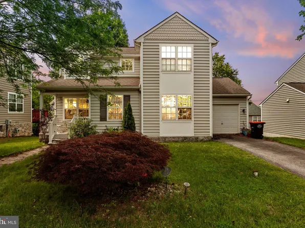 714 Villa Dr, Chester, PA 19013