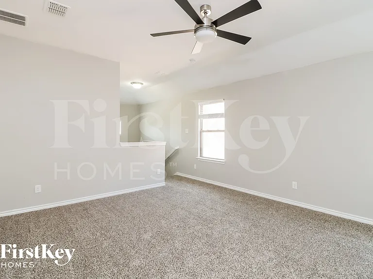 3805 Whisper Hollow Way — Photo 7