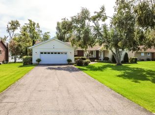 5 Park Ln, Ramara, ON L0K1B0