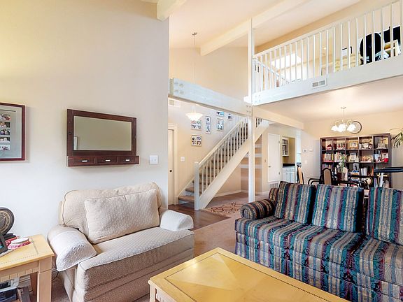 3rd image of 4009 Cuevas Ct