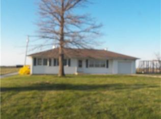 18388 Shawnee Rd, Leavenworth, KS 66048