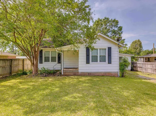 605 North St, Oak Grove, LA 71263