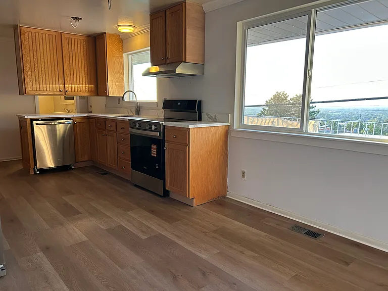 2329 E Camino Way — Photo 7