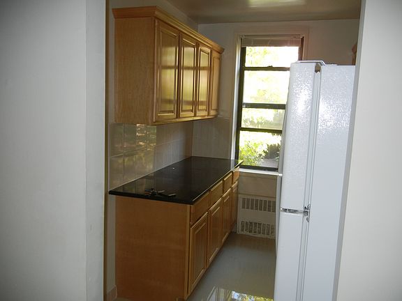 5th image of 83-20 141st St #6H