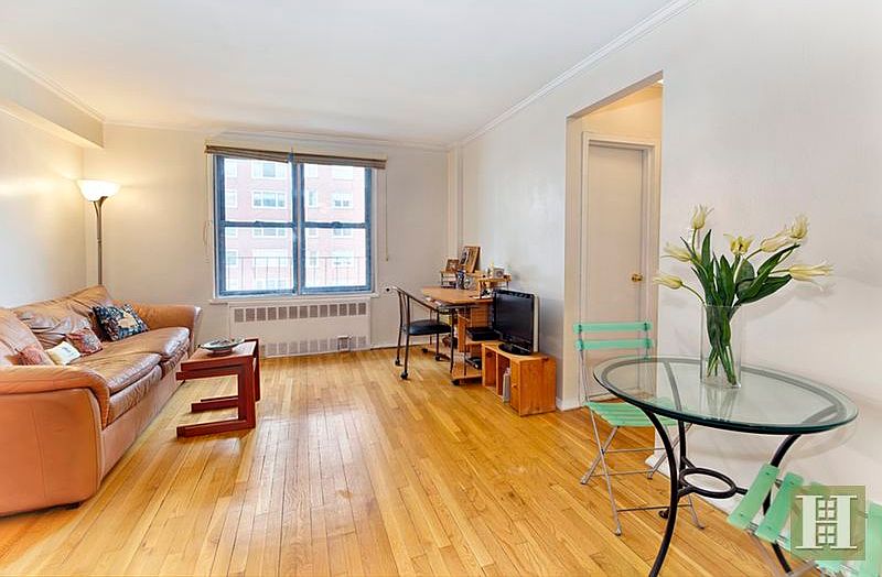 1st image of 305 E 72nd St APT 3CN