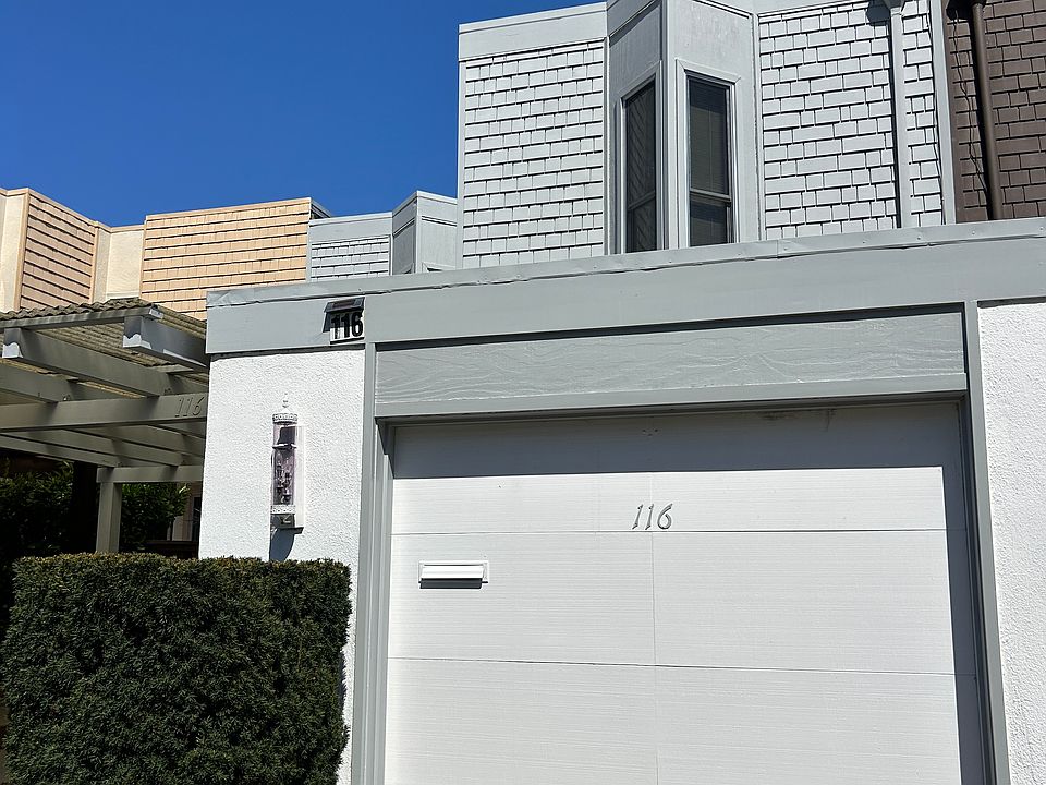 1st image of 116 Oxford Ln