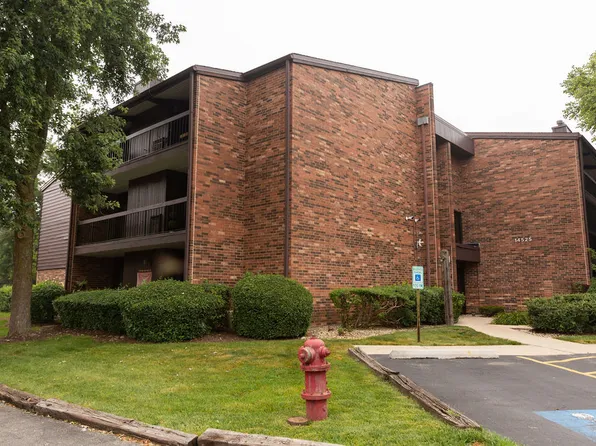 14525 Walden Ct Ph 4, Oak Forest, IL 60452